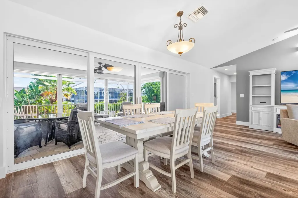 3359 Barra Circle Sanibel FL 33957