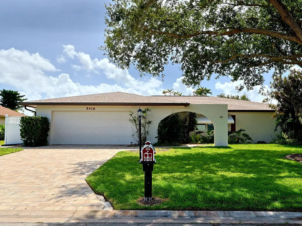 5416 Brandy Circle E Fort Myers FL 33919