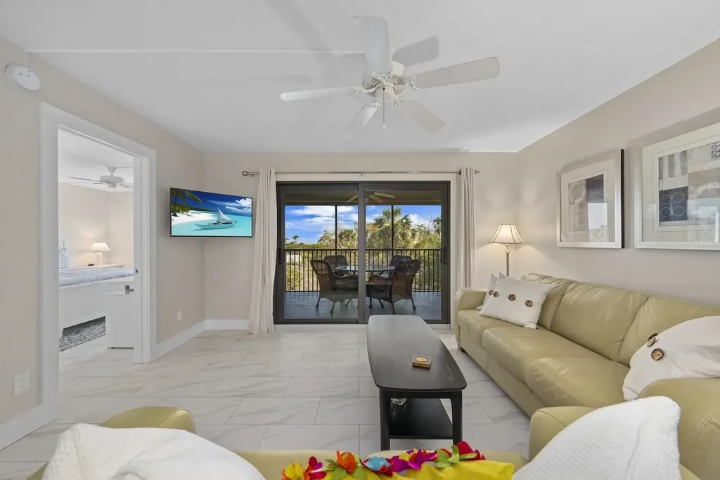 1919 Olde Middle Gulf Drive Sanibel FL 33957