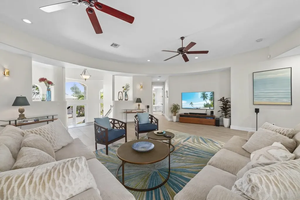 789 Pyrula Avenue Sanibel FL 33957