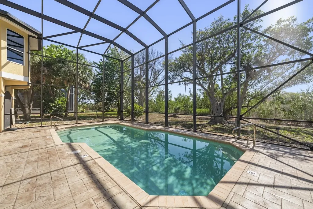 789 Pyrula Avenue Sanibel FL 33957