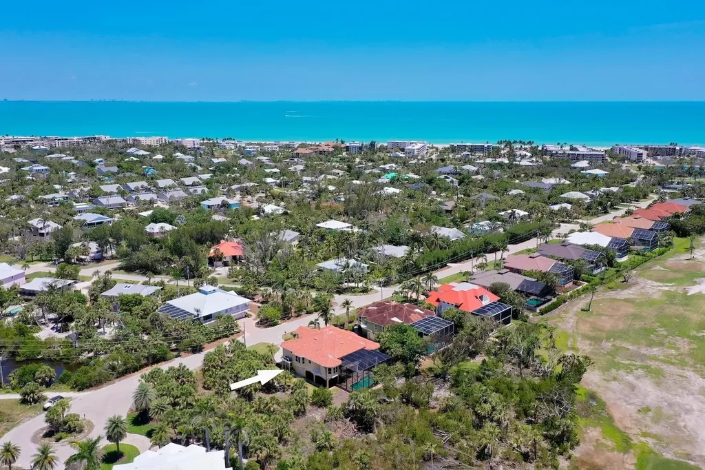 789 Pyrula Avenue Sanibel FL 33957