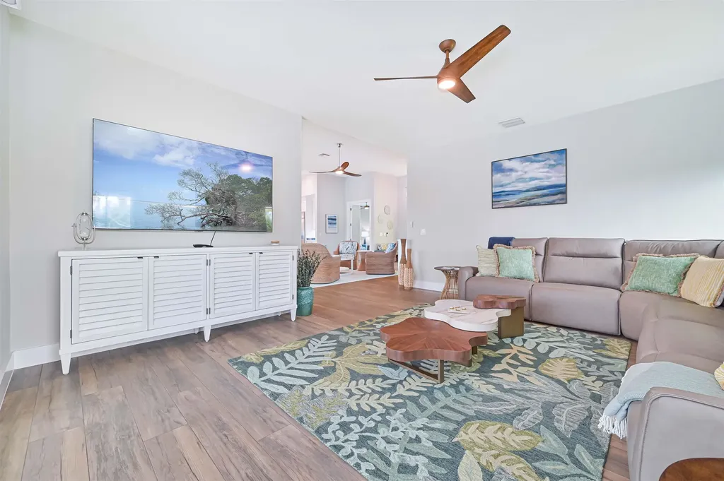 335 Cowry Court Sanibel FL 33957