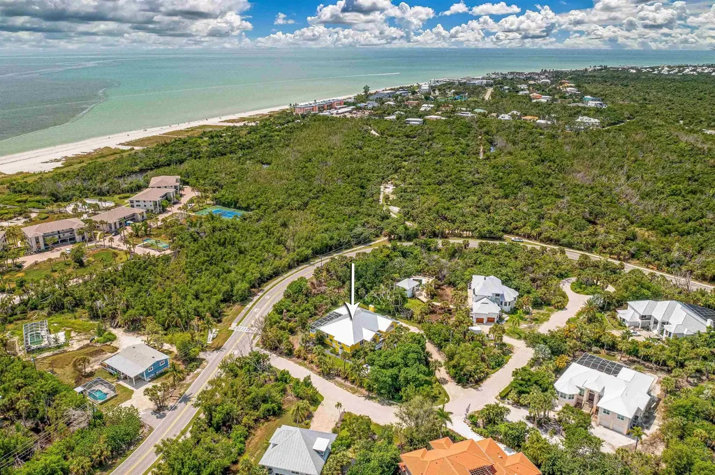 335 Cowry Court Sanibel FL 33957