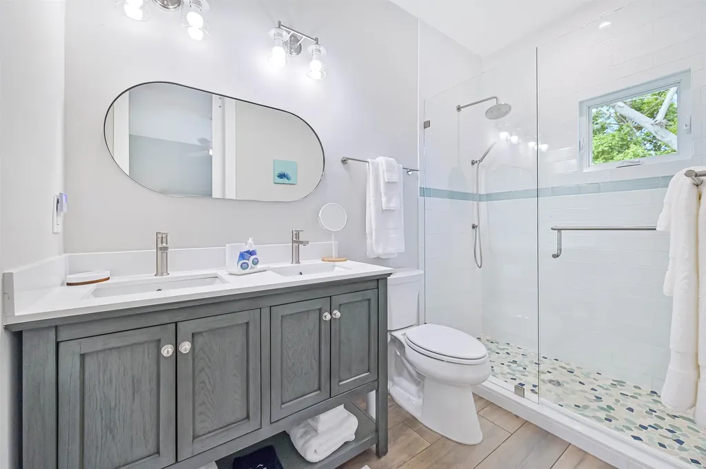 335 Cowry Court Sanibel FL 33957