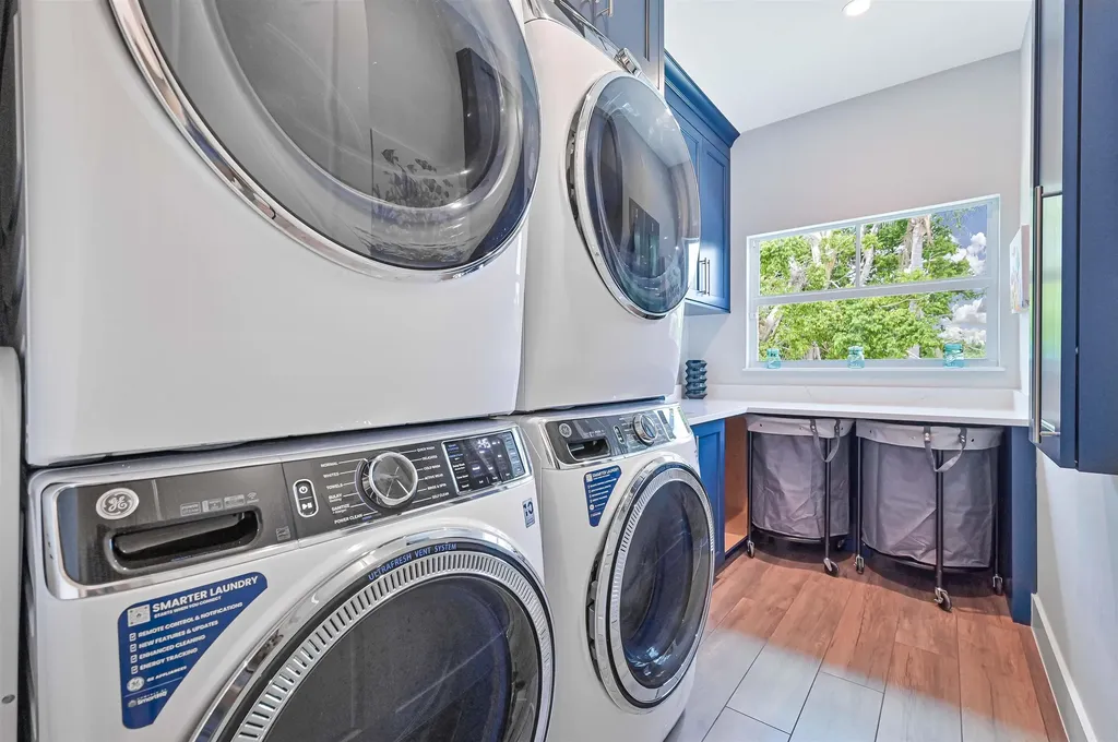 335 Cowry Court Sanibel FL 33957