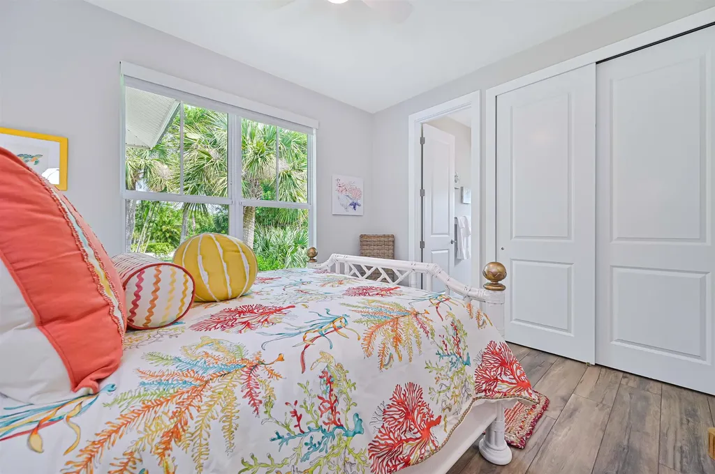 335 Cowry Court Sanibel FL 33957