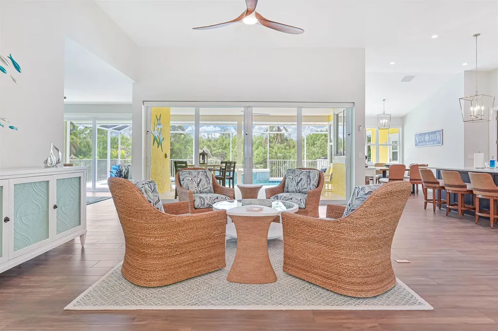 335 Cowry Court Sanibel FL 33957