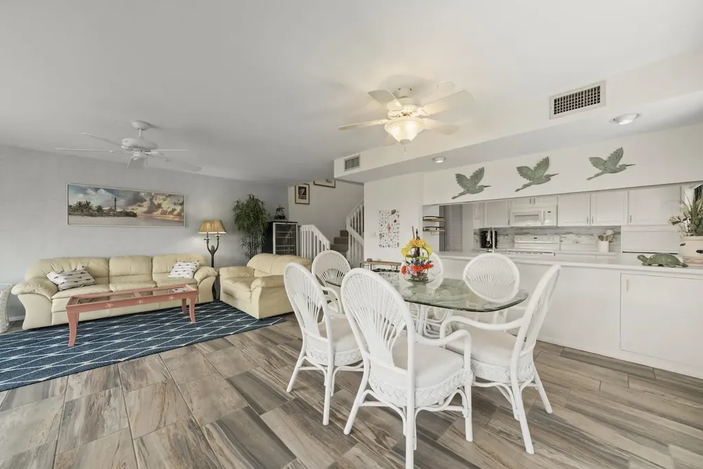 1394 Middle Gulf Drive Sanibel FL 33957