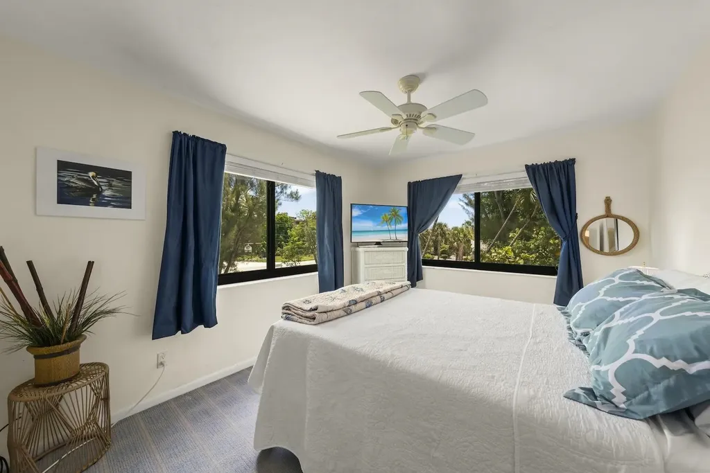1394 Middle Gulf Drive Sanibel FL 33957