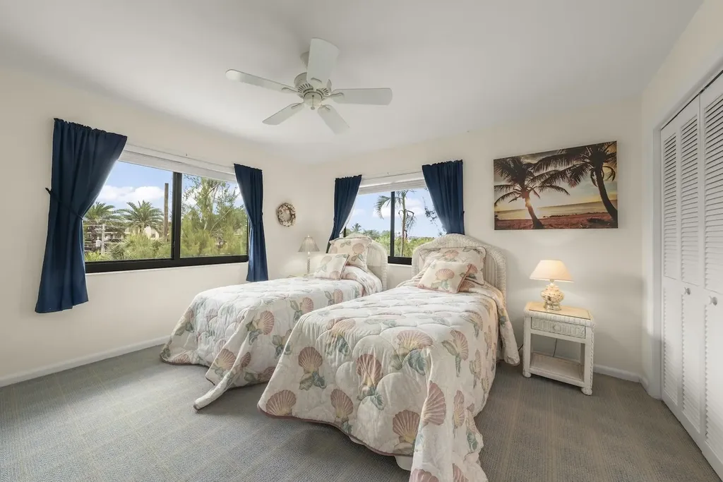 1394 Middle Gulf Drive Sanibel FL 33957
