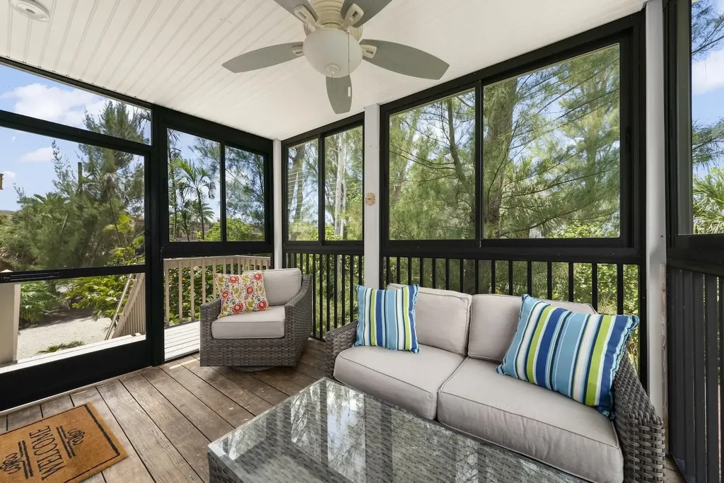 1394 Middle Gulf Drive Sanibel FL 33957