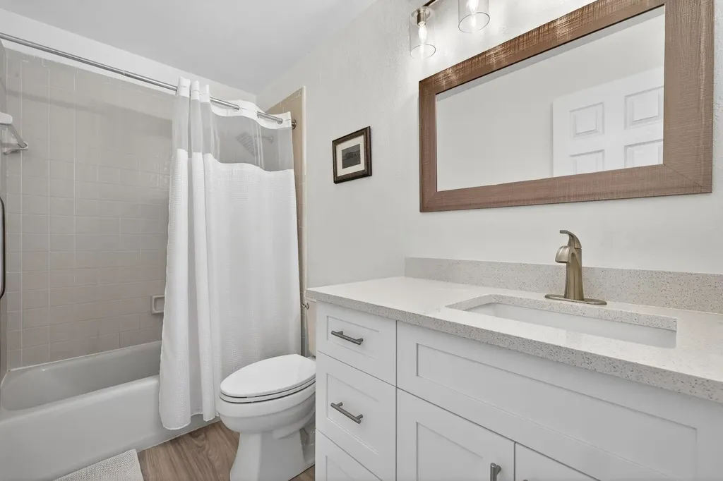 713 Durion Court Sanibel FL 33957