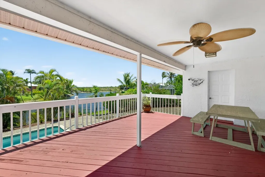 713 Durion Court Sanibel FL 33957