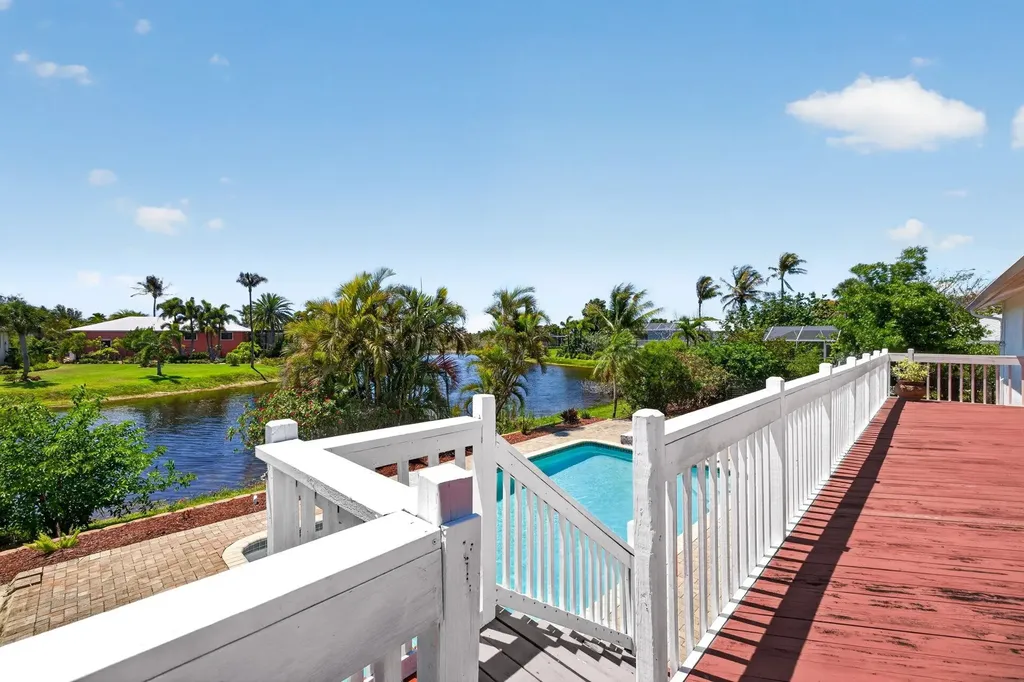 713 Durion Court Sanibel FL 33957