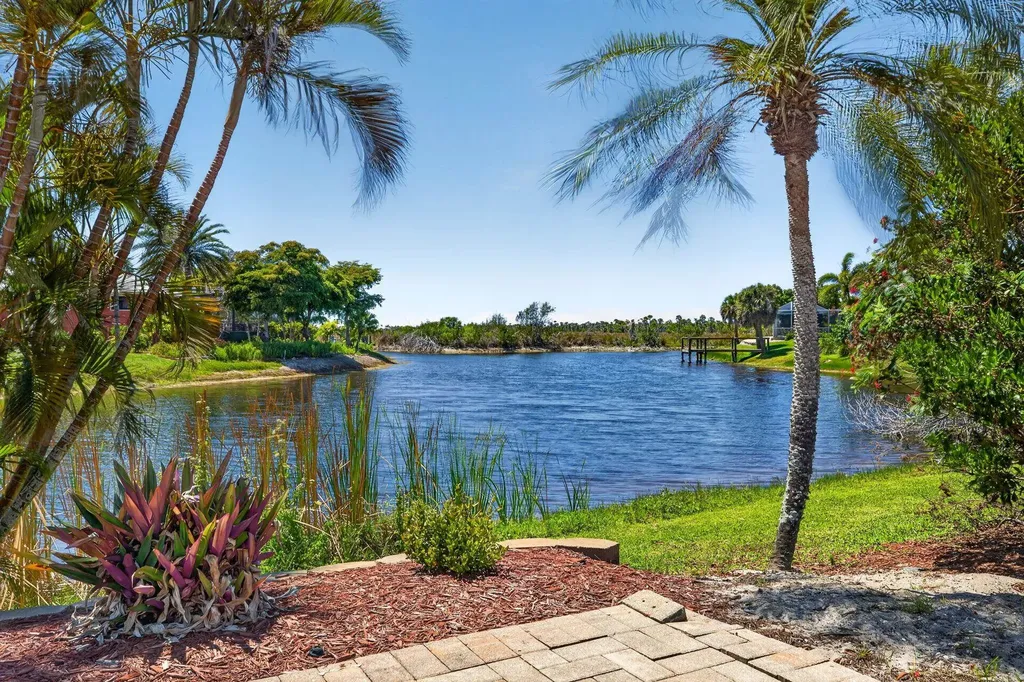 713 Durion Court Sanibel FL 33957