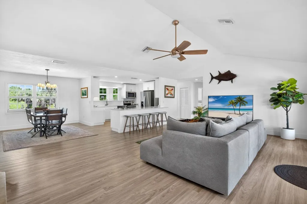 713 Durion Court Sanibel FL 33957