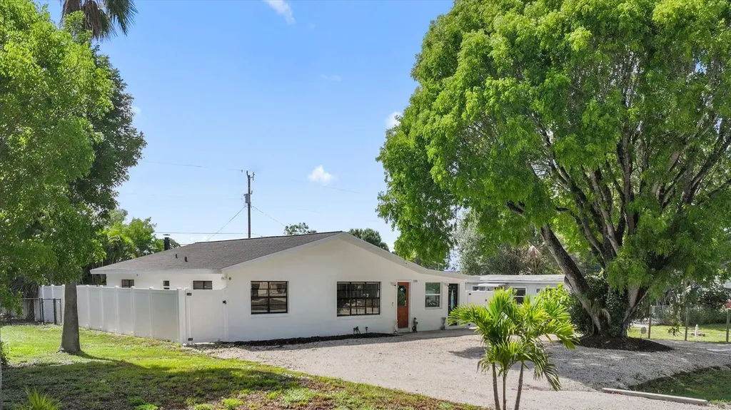 1200 Patterson Road Cape Coral FL 33909