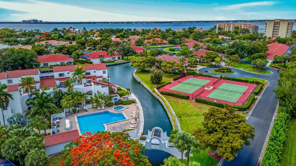 15117 Ports Of Iona Drive Fort Myers FL 33908