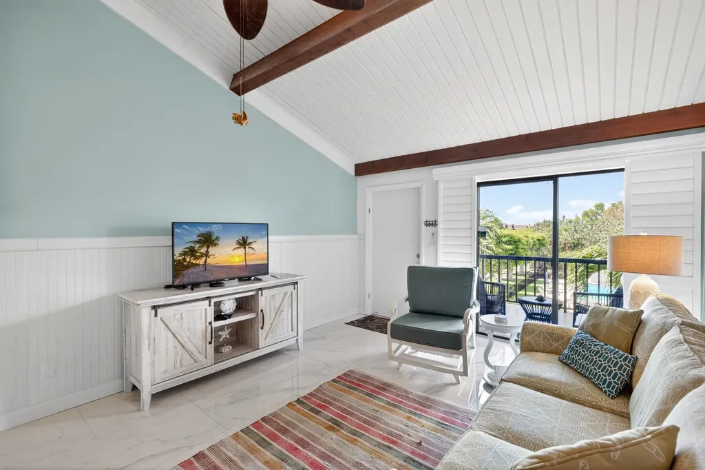 1250 Tennisplace Court Sanibel FL 33957