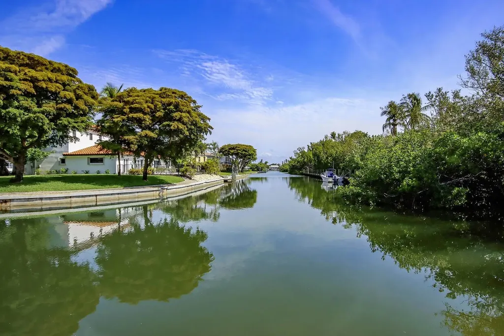 805 East Gulf Drive Sanibel FL 33957