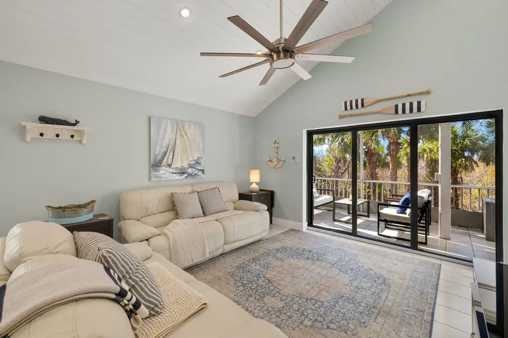 974 Greenwood Court S Sanibel FL 33957