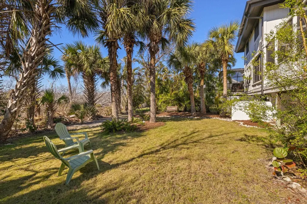 974 Greenwood Court S Sanibel FL 33957