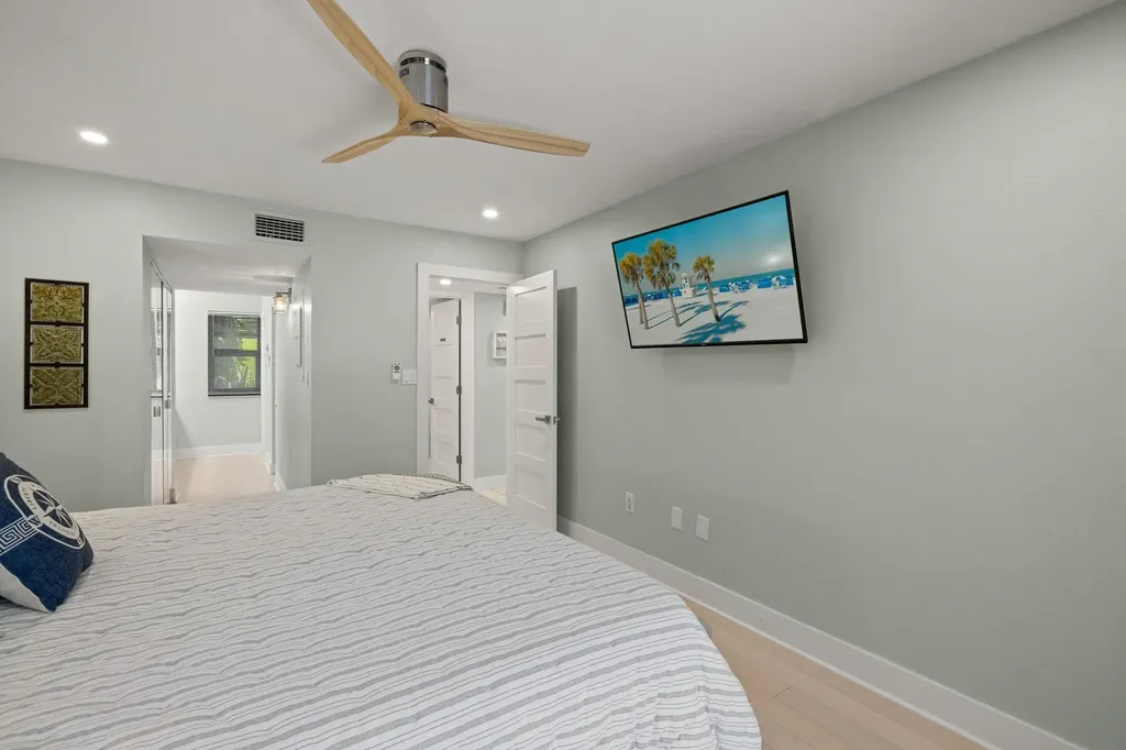 974 Greenwood Court S Sanibel FL 33957