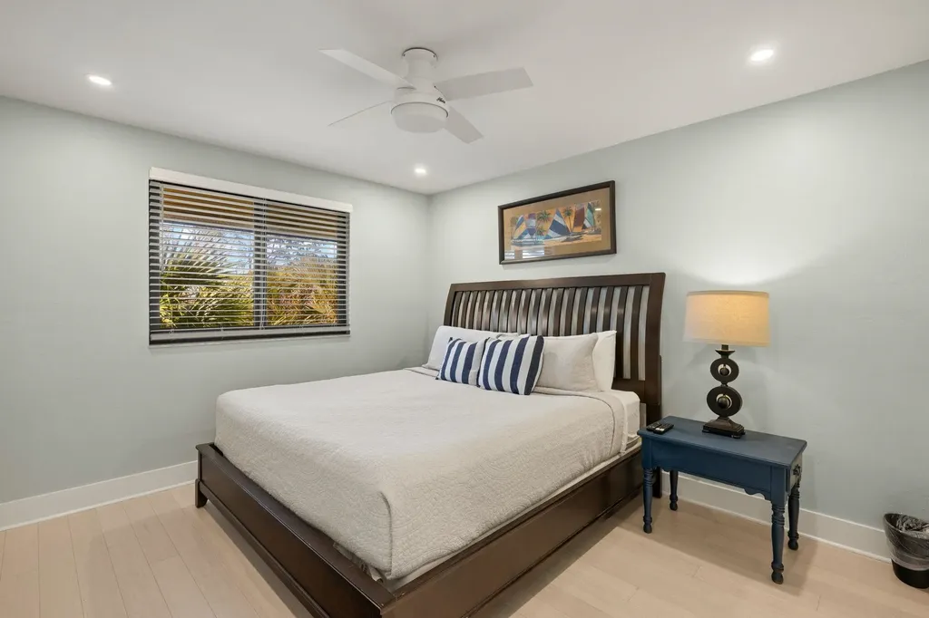 974 Greenwood Court S Sanibel FL 33957
