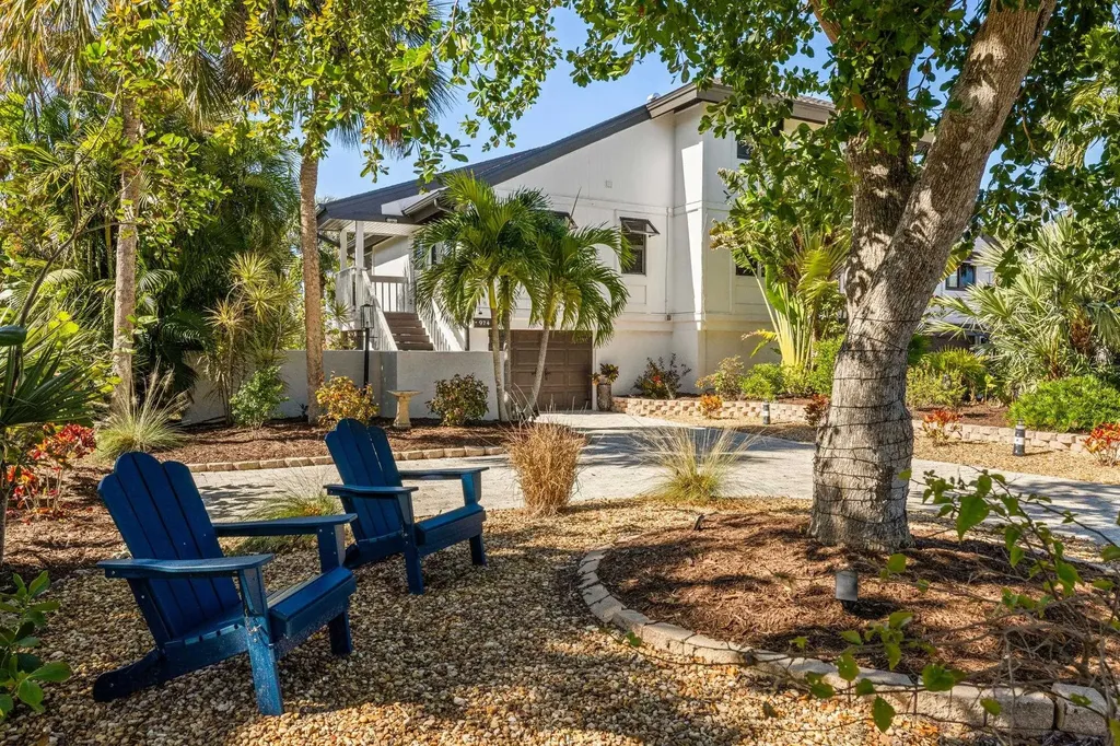 974 Greenwood Court S Sanibel FL 33957
