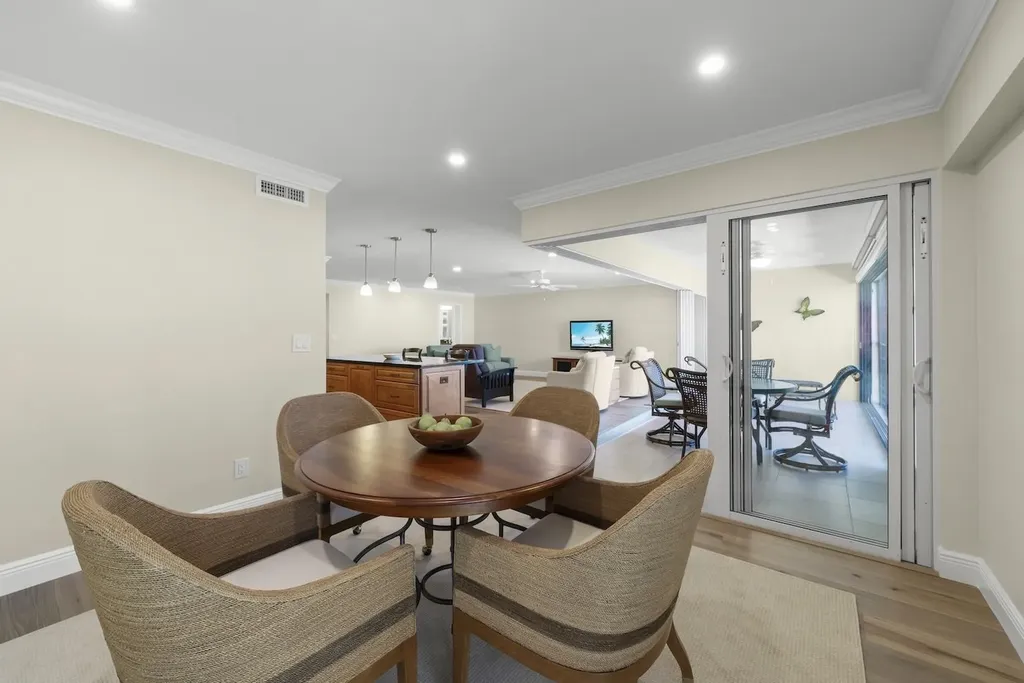 2721 W Gulf Drive Sanibel FL 33957