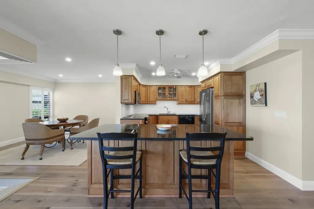 2721 W Gulf Drive Sanibel FL 33957