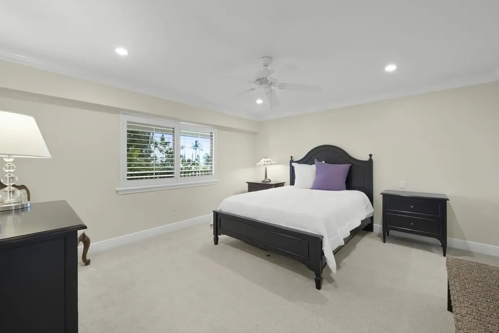 2721 W Gulf Drive Sanibel FL 33957