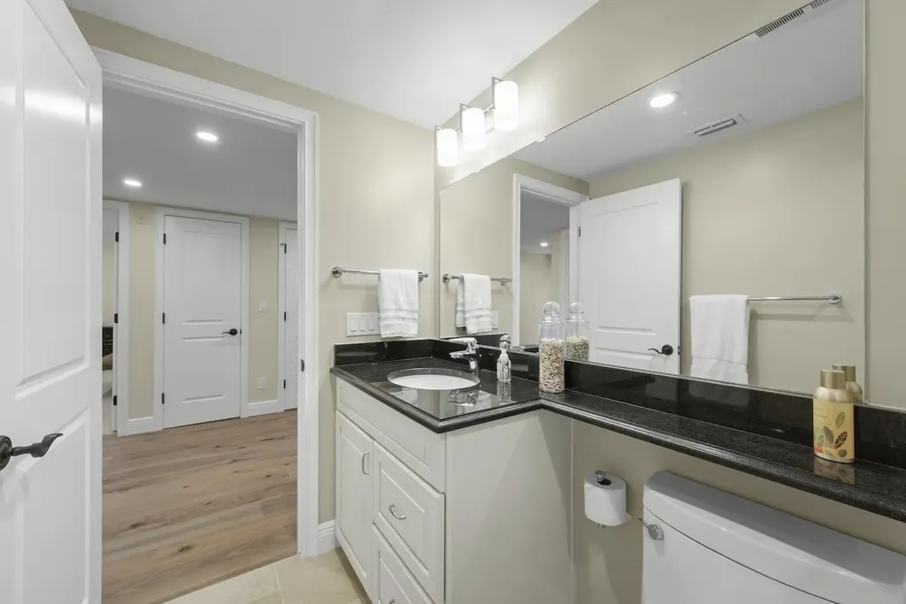 2721 W Gulf Drive Sanibel FL 33957