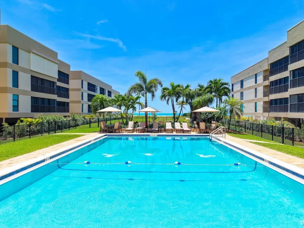 2721 W Gulf Drive Sanibel FL 33957
