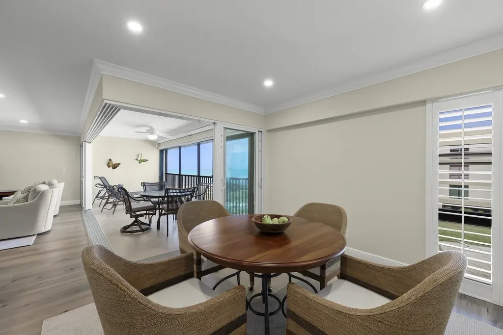 2721 W Gulf Drive Sanibel FL 33957