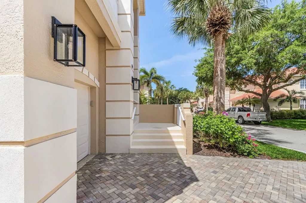 26891 Wyndhurst Court Bonita Springs FL 34134