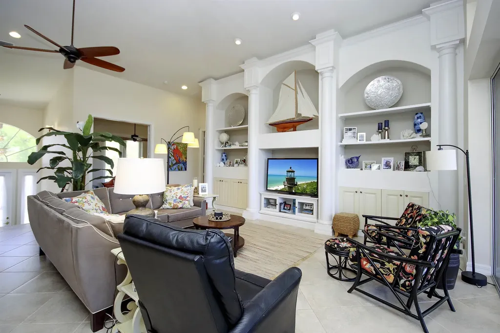 1066 Bailey Road Sanibel FL 33957