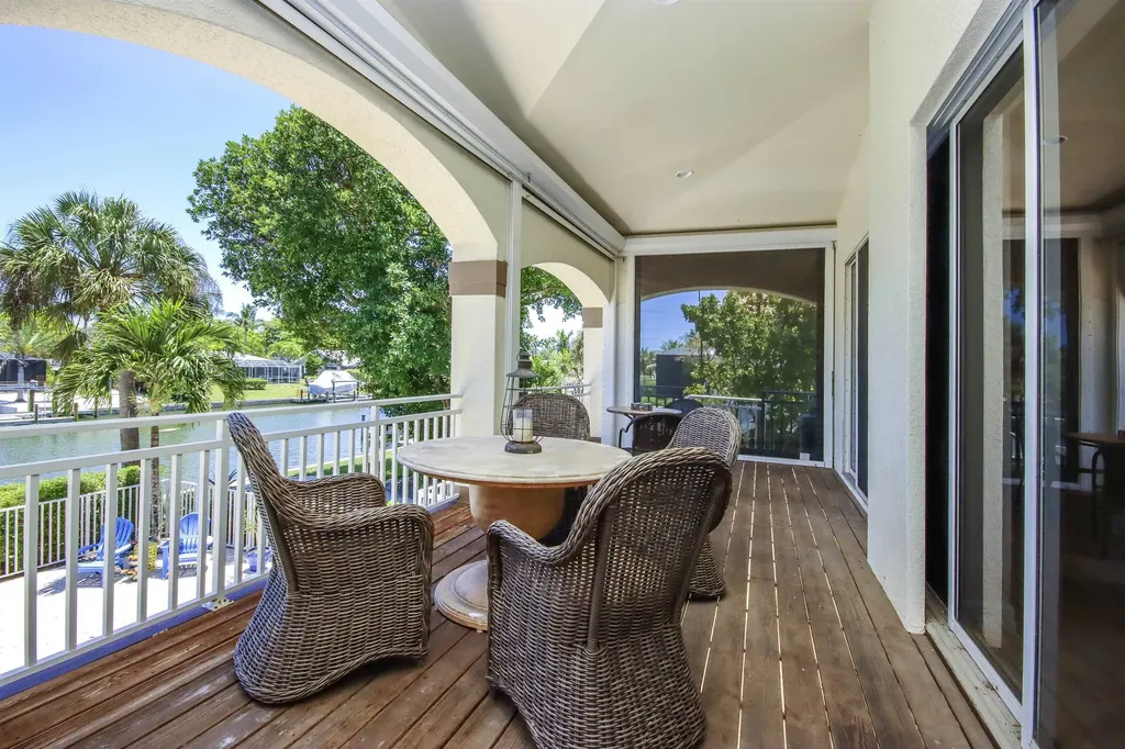 1066 Bailey Road Sanibel FL 33957