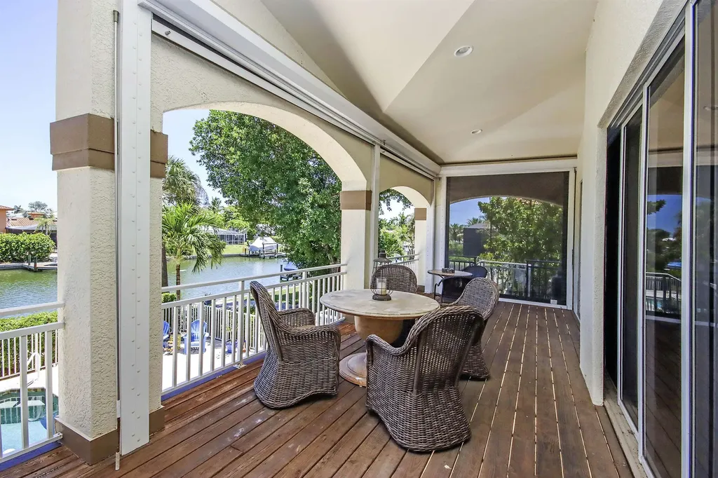 1066 Bailey Road Sanibel FL 33957