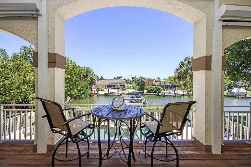 1066 Bailey Road Sanibel FL 33957