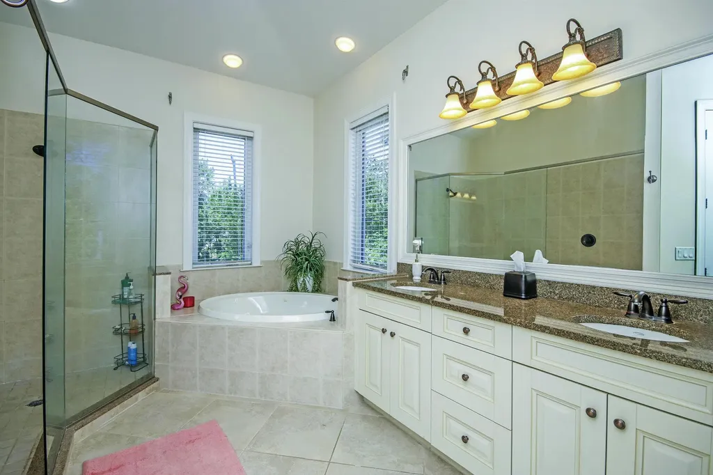 1066 Bailey Road Sanibel FL 33957