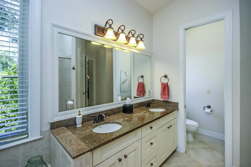 1066 Bailey Road Sanibel FL 33957