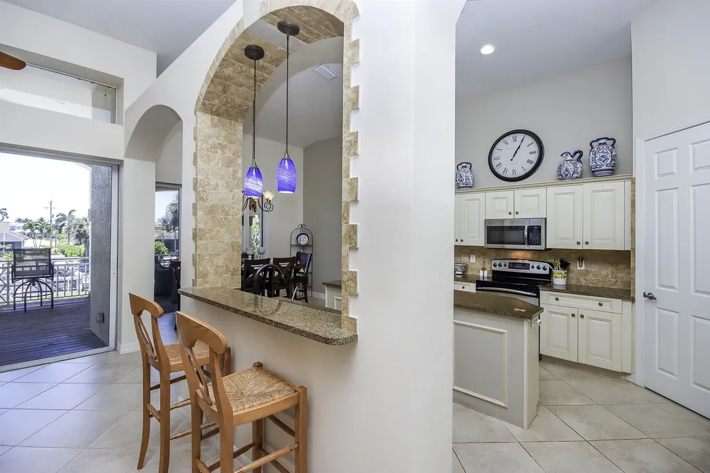 1066 Bailey Road Sanibel FL 33957