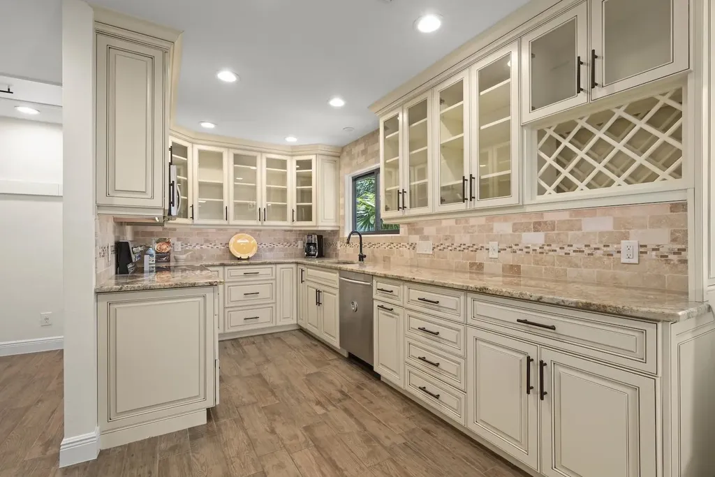 3990 Coquina Drive Sanibel FL 33957
