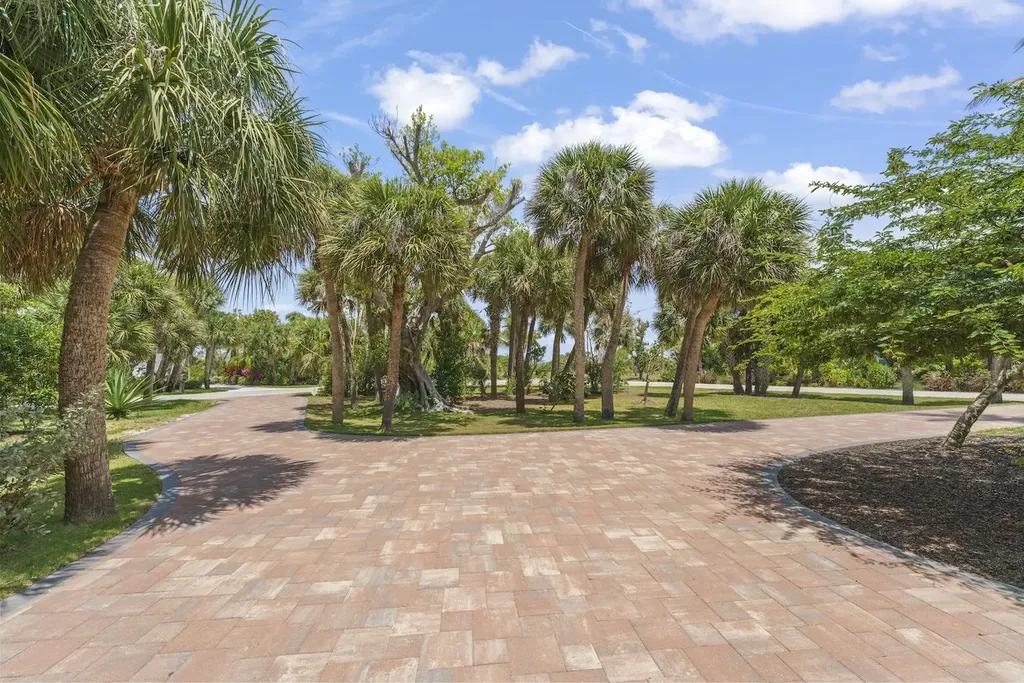 3990 Coquina Drive Sanibel FL 33957