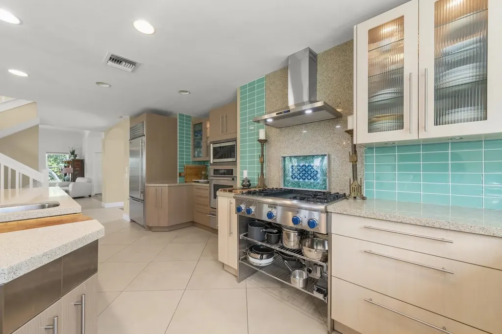 500 Kinzie Island Court Sanibel FL 33957