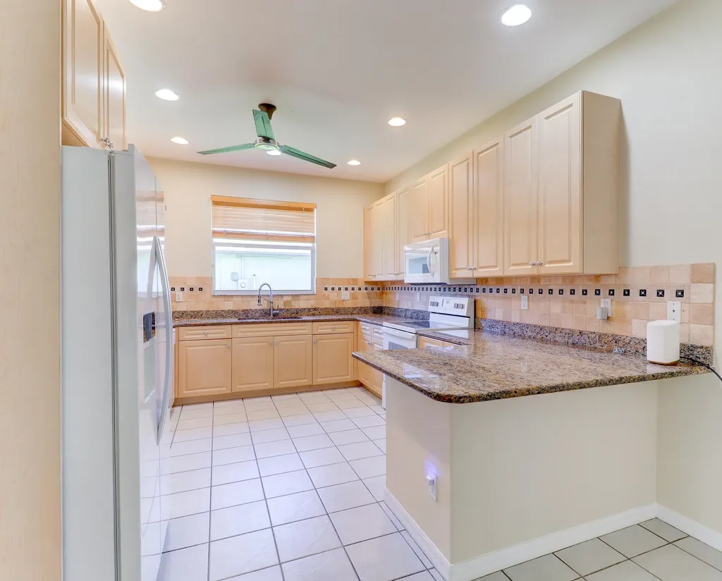 2116 SW 44th Street Cape Coral FL 33914
