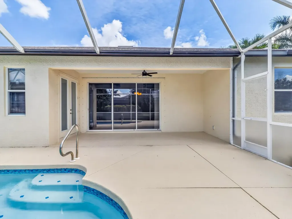 2116 SW 44th Street Cape Coral FL 33914