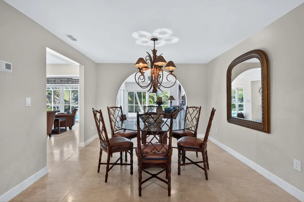 738 Anchor Drive Sanibel FL 33957